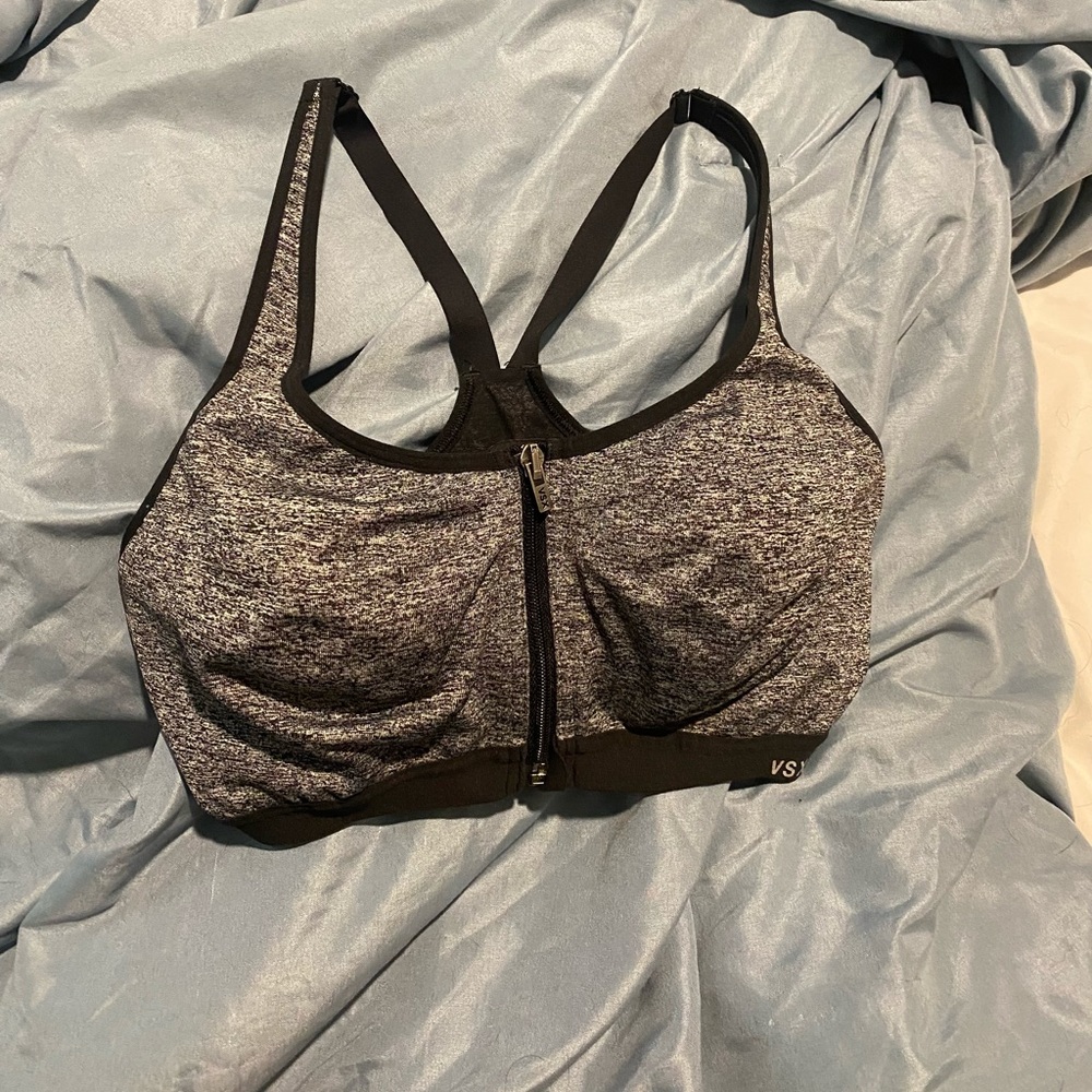 VS sports bra